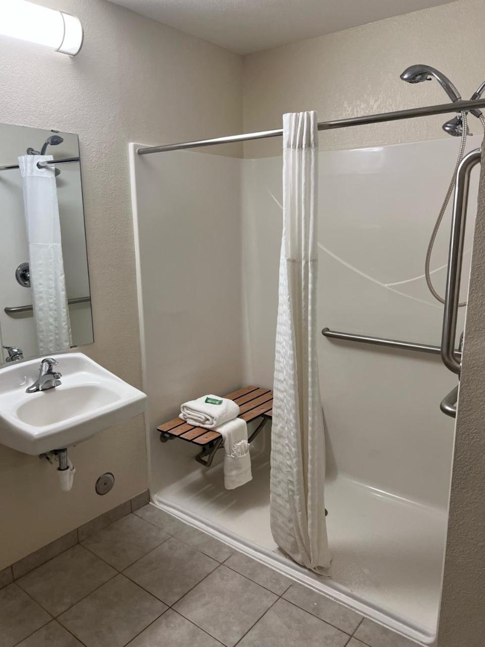 Grandstay Hotel & Suites Becker Εξωτερικό φωτογραφία